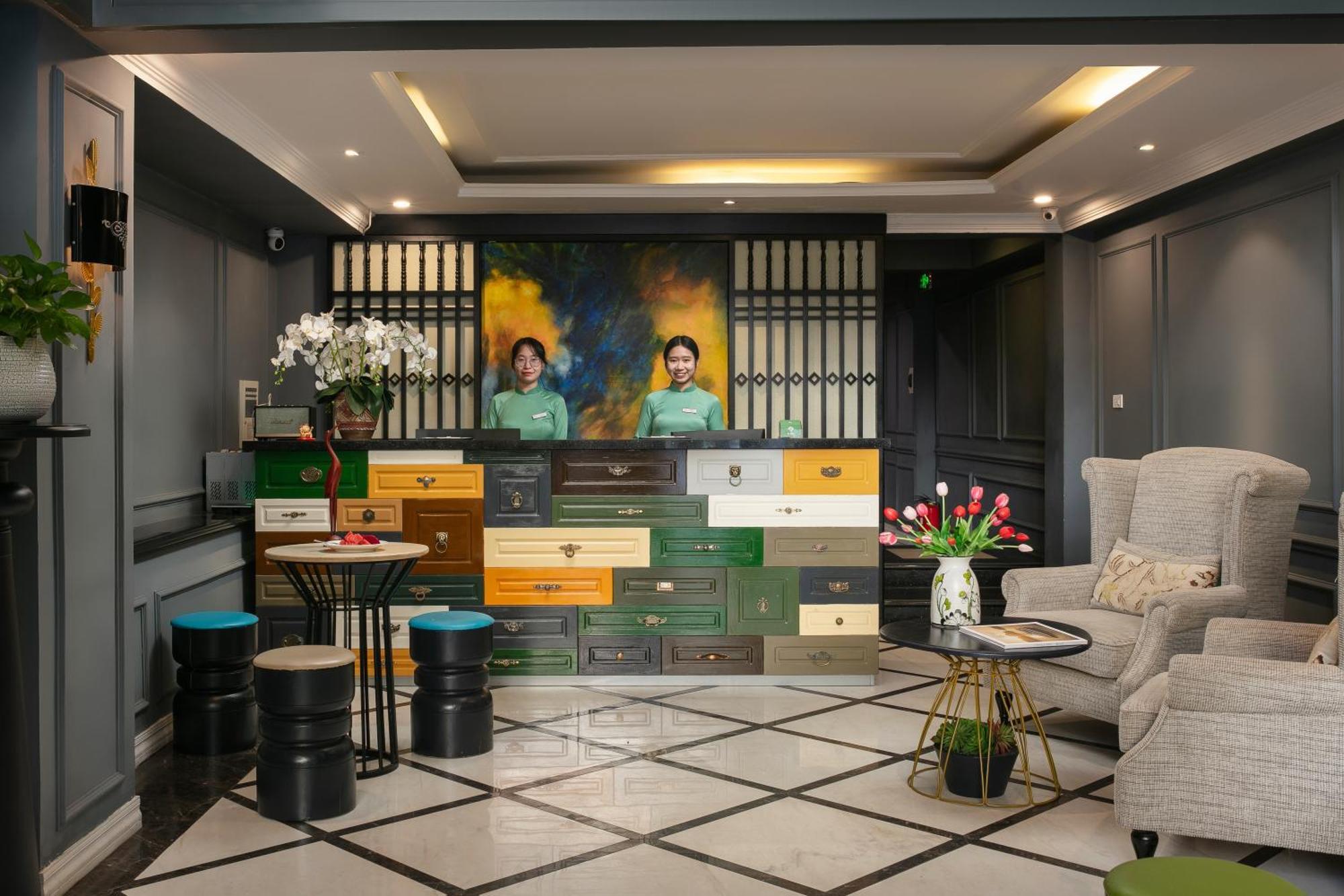 Khách sạn La Selva Premium Hà Nội